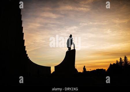 Leif Eriksson Statue von Hallgrimskirkja Kirche, Island Stockfoto