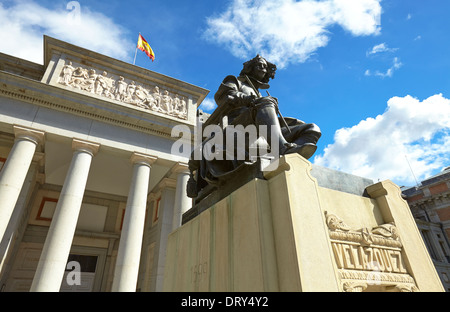 Velazquez-Statue auf dem Prado-Museum. Madrid. Spanien Stockfoto