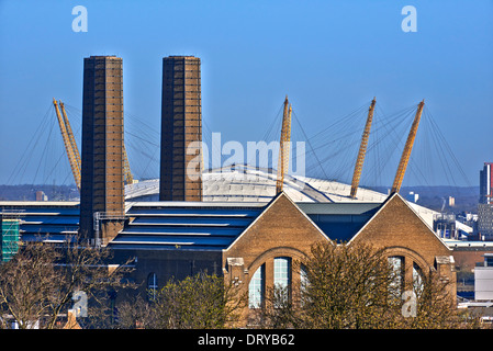 Greenwich ist bemerkenswert für seine maritime Geschichte und seinen Namen auf dem Nullmeridian (0° Längengrad) Stockfoto