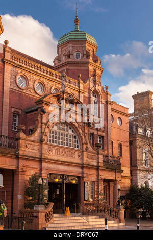 Richmond-Theater-entworfen von dem Architekten Frank Matcham, wenig grün, Richmond Upon Thames, größere London, UK Stockfoto