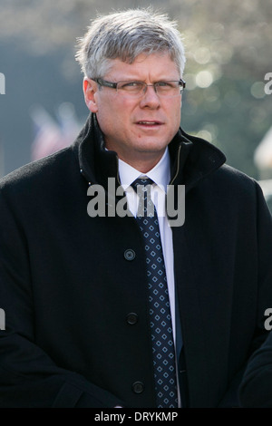 Steve Mollenkopf, CEO von Qualcomm, Inc., verlässt das Weiße Haus nach einem Treffen mit Präsident Barack Obama. Stockfoto