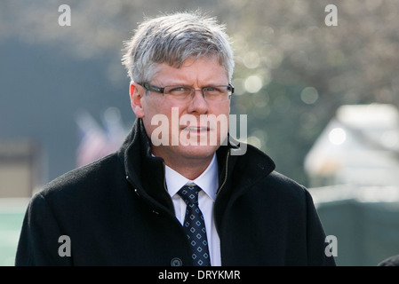 Steve Mollenkopf, CEO von Qualcomm, Inc., verlässt das Weiße Haus nach einem Treffen mit Präsident Barack Obama. Stockfoto