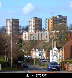 Brierley Hill High Rise Rat Hochhäusern gesehen von Delph Road, Brierley Hill, West Midlands, England, UK Stockfoto