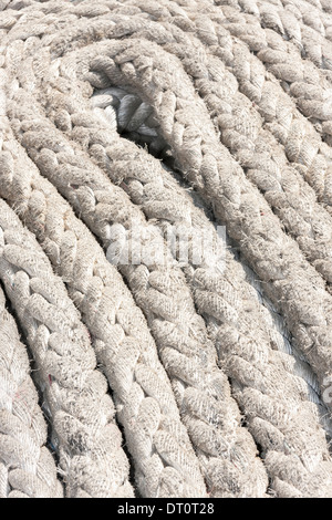 Nahaufnahme der starken industriellen Gratwanderung Stockfoto