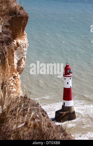 Blick hinunter auf Beachy Head Leuchtturm, in der Nähe von Eastbourne, East Sussex, England Stockfoto
