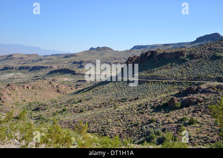 Die Sitgreaves Pass, hoch in den Bergen in der Nähe von Las Vegas, entlang der alten Route 66 durch Arizona Stockfoto