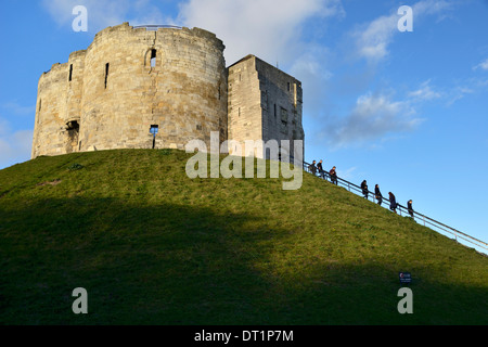 Cliffords Tower, York Castle halten, York, Yorkshire, England, Vereinigtes Königreich, Europa Stockfoto