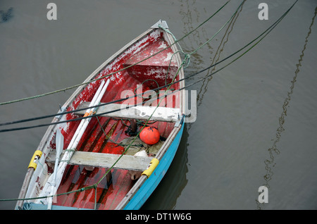 Boot im Hafen schlendern Stockfoto