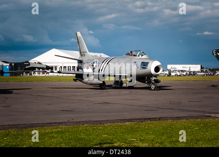 Ex-USAF Sabre Düsenjäger öffentlich zur Schau auf einer Air Show in UK restauriert Stockfoto