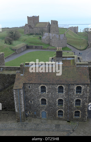 Blick auf die Kernburg, Marienkirche in Castro & römischen Pharos Stockfoto