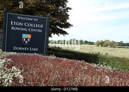 Eingang zum Dorney Lake einen modernen Weltklasse-Rudern und Kanu-Center, Windsor, Berkshire Stockfoto