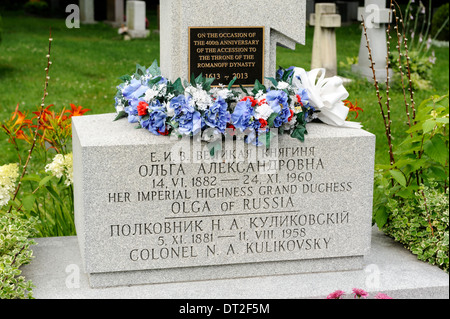 Grab von ihrer kaiserlichen Hoheit Großfürstin Olga von Russland und Oberst N.A. Kulikovsky am Friedhof von York in Toronto Stockfoto