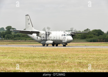 Italienische Luftwaffe Alenia C-27J Spartan militärische Transportflugzeuge landet nach der Anzeige bei der Royal International Air Tattoo Stockfoto