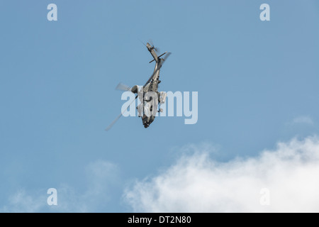 Boeing Westland Apache AH.1 Hubschrauber von der British Army Air Corps zeigt am 2013 Royal International Air Tattoo Stockfoto