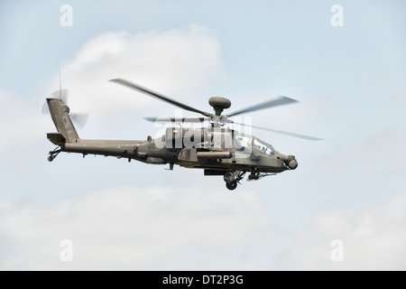 Boeing Westland Apache AH.1 Hubschrauber von der British Army Air Corps zeigt am 2013 Royal International Air Tattoo. Stockfoto