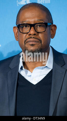 Berlin, Deutschland. 7. Februar 2014. US-Schauspieler Forest Whitaker stellt bei einem Fototermin für "Zwei Männer in der Stadt" ("La Voie de ennemi") auf die 64. jährliche Berlinale, in Berlin, Deutschland, 7. Februar 2014. Der Film ist im Wettbewerb bei der Berlinale präsentiert, die vom 06. bis 16. Februar 2014 läuft. Foto: TIM BRAKEMEIER/Dpa/Alamy Live News Bildnachweis: Dpa picture-Alliance/Alamy Live News Stockfoto