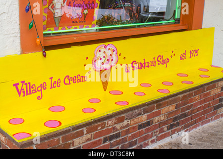 Florida Brevard County, Cocoa, historisches Cocoa Village, Innenstadt, Bezirk, Shopping Shopper Shopper Shopper Shop Shops Markt Märkte Marktplatz Kauf Verkauf, r Stockfoto