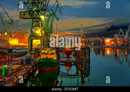 Industriellen Blick auf die Werft Danzig. Stockfoto