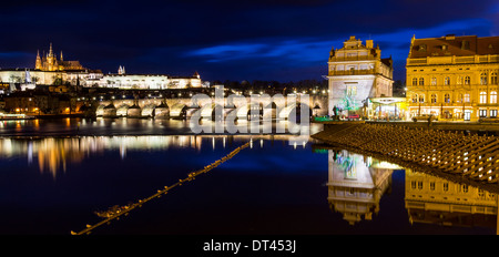 Prager Burg, Karlsbrücke Stockfoto