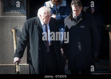 Manhattan, New York, USA. 7. Februar 2014. BRIAN DENNEHY Anschluss an die Beerdigung von PHILIP SEYMOUR HOFFMAN in Kirche St. Ignatius Loyola, 7. Februar 2014. Bildnachweis: Bryan Smith/ZUMAPRESS.com/Alamy Live-Nachrichten Stockfoto