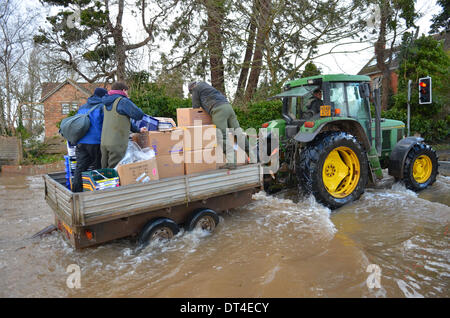 Burrowbridge, Somerset, UK. 8. Februar 2014.  UK Überschwemmungen in Burrowbridge in Somerset, Robert Timoney/AlamyLiveNews. Stockfoto