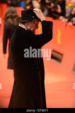 BERLIN, Deutschland, 8. Februar 2014. Dieter Kosslick besucht die "The Monuments Men" Premiere auf den 64. jährlichen Berlinale International Film Festival im Berlinale-Palast am 8. Februar 2014 in Berlin, Deutschland. Bildnachweis: Janne Tervonen/Alamy Live-Nachrichten Stockfoto