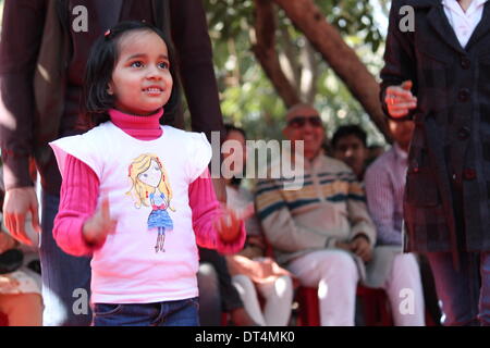 Premchand Rangasala, Patna, Bihar, Indien, 9. Februar 2014. Interaktiver Workshop von Musikern aus Schweden und Bihar, Indien besucht und genossen von motely Music Lovers während der abschließenden Tag der erste Sufi Sutra-Festival am Nachmittag warme Winter für den "Weltfrieden". Bildnachweis: Rupa Ghosh/Alamy Live-Nachrichten. Stockfoto