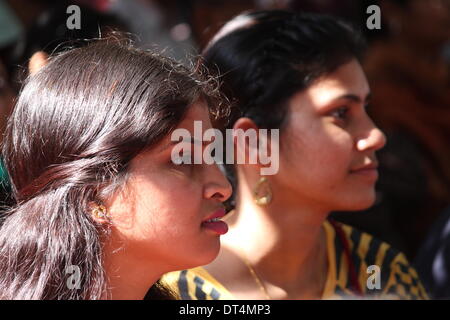 Premchand Rangasala, Patna, Bihar, Indien, 9. Februar 2014. Interaktiver Workshop von Musikern aus Schweden und Bihar, Indien besucht und genossen von motely Music Lovers während der abschließenden Tag der erste Sufi Sutra-Festival am Nachmittag warme Winter für den "Weltfrieden". Bildnachweis: Rupa Ghosh/Alamy Live-Nachrichten. Stockfoto
