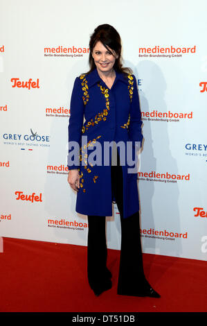 Berlin, Deutschland. 8. Februar 2014. Iris Berben an der Medienboard Berlin-Brandenburg-Rezeption auf der 64. Internationalen Filmfestspiele Berlin / Berlinale 2014 am 8. Februar 2014 in Berlin, Deutschland. © Dpa/Alamy Live-Nachrichten Stockfoto