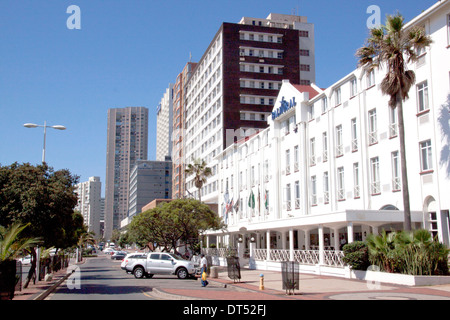 DURBAN, Südafrika - 8. Februar 2014: Hotels und Residenzen am Golden Mile Strand entlang in Durban in Südafrika Stockfoto