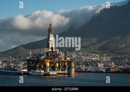 Transocean-Bohrinsel, Cape Town Harbour, South Africa. Stockfoto