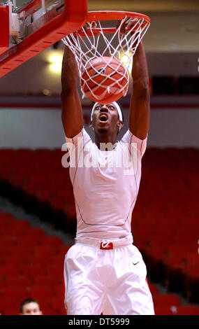 Houston, Texas, USA. 9. Februar 2014. 9. Februar 2014: University of Houston weiterleiten Danrad Knowles #0 tunkt den Ball während pregame Poloshirt vor der NCAA Basketball-Spiel zwischen Houston und Tempel aus Hofheinz Pavilion in Houston, TX. Bildnachweis: Csm/Alamy Live-Nachrichten Stockfoto