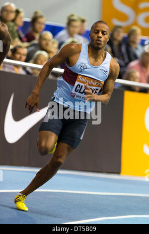 Sheffield, UK. 9. Februar 2014. Chris CLARKE Gewinner der Men 200 m Finale, Sainsbury britischen Leichtathletik-Hallenmasters am English Institute of Sport (EIS), Sheffield, England, UK. Bildnachweis: Simon Balson/Alamy Live-Nachrichten Stockfoto