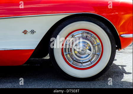 1957 Chevrolet Corvette Stingray, Angel of Shavano Auto Show, Spendenaktion für Chaffee County Suche & Rescue Süd, Salida, CO Stockfoto