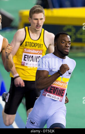 Sheffield, UK. 9. Februar 2014. Nigel LEVINE Sieger der Männer 400 m Finale, Sainsbury britischen Leichtathletik-Hallenmasters am English Institute of Sport (EIS), Sheffield, England, UK. Bildnachweis: Simon Balson/Alamy Live-Nachrichten Stockfoto