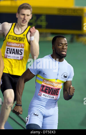 Sheffield, UK. 9. Februar 2014. Nigel LEVINE Sieger der Männer 400 m Finale, Sainsbury britischen Leichtathletik-Hallenmasters am English Institute of Sport (EIS), Sheffield, England, UK. Bildnachweis: Simon Balson/Alamy Live-Nachrichten Stockfoto