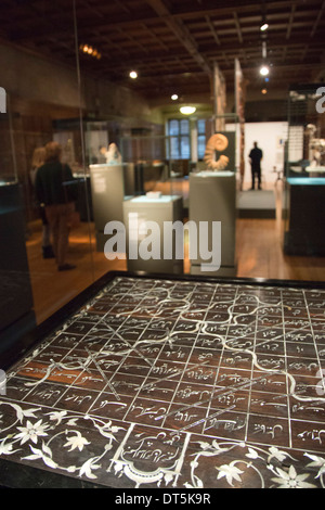 Ausstellung "Entdeckungen - Kunst, Wissenschaft & Exploration" von der University of Cambridge Museen, zwei Tempel Place, London Stockfoto