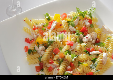 Pasta ist ein Sammelbegriff für italienische Varianten von Nudeln Stockfoto