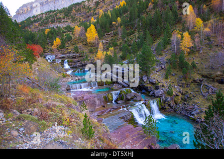 Gradas de Soaso im Tal des Arazas Flusses Ordesa Pyrenäen Huesca Aragon Spanien Stockfoto