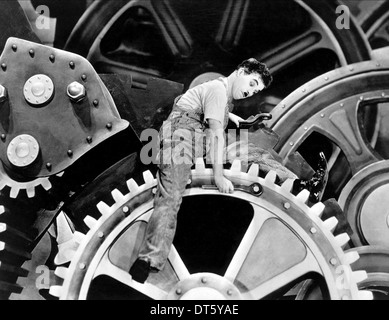 CHARLES CHAPLIN-MODERNE ZEITEN (1936) Stockfoto