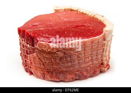 Oberseite des britisches Rindfleisch Gelenk (0,8 kg) isoliert auf einem weißen Studio-Hintergrund. Stockfoto