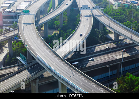 Luftaufnahme der Stadt Überführung am frühen Morgen, Hong Kong, Asien China Stockfoto