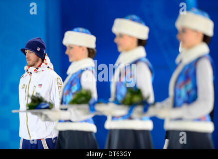 Tschechische Biathlonist Jaroslav Soukup (links) ist mit der Bronzemedaille während der Siegerehrung gesehen, nachdem die Männer Biathlon 10k sprint bei den Olympischen Winterspielen 2014 9. Februar 2014, in Sotschi, Russland. (CTK Foto/römische Vondrous) Stockfoto