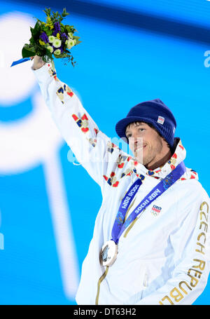Tschechische Biathlonist Jaroslav Soukup wird mit der Bronzemedaille bei der Siegerehrung nach dem Männer 10 k Biathlon Sprint bei den Olympischen Winterspielen 2014 9. Februar 2014, in Sotschi, Russland gesehen. (CTK Foto/römische Vondrous) Stockfoto