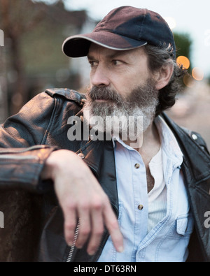 Reifer Mann tragen Baseball-cap Stockfoto