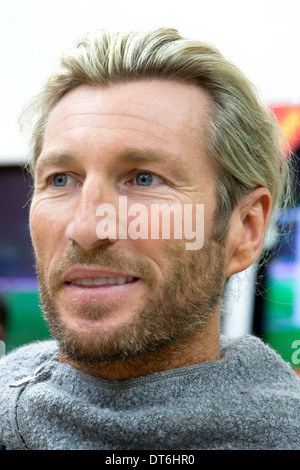 Robbie Savage Waliser Prominente Fußballer und Fußball Pandit bei Asda Derby Stockfoto