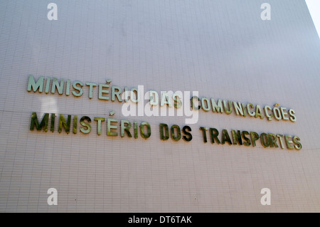 Ministerium für Kommunikation, Ministerio Das Comunicacoes und das Verkehrsministerium an der Esplanada Dos Ministerios in Brasilia Stockfoto