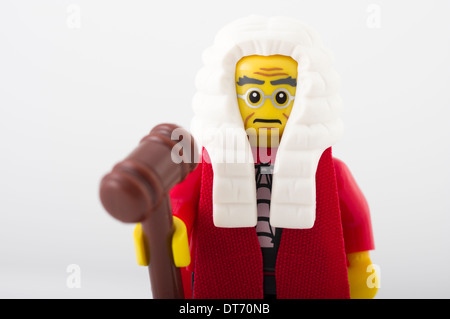 LEGO Minifigur von Lego Gruppe von Ole Kirk Christiansen erfunden gemacht Billund Dänemark Stockfoto