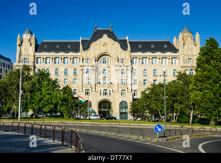 Budapest, Ungarn. Gresham, Gebäude, ausdrucksvolle Beispiele der Sezessionsarchitektur in Budapest, 1907 erbaut. Stockfoto