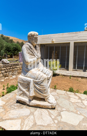 Kloster (Kloster) in Messara Tal auf Kreta in Griechenland. Messara - ist die größte Ebene in Kreta Stockfoto